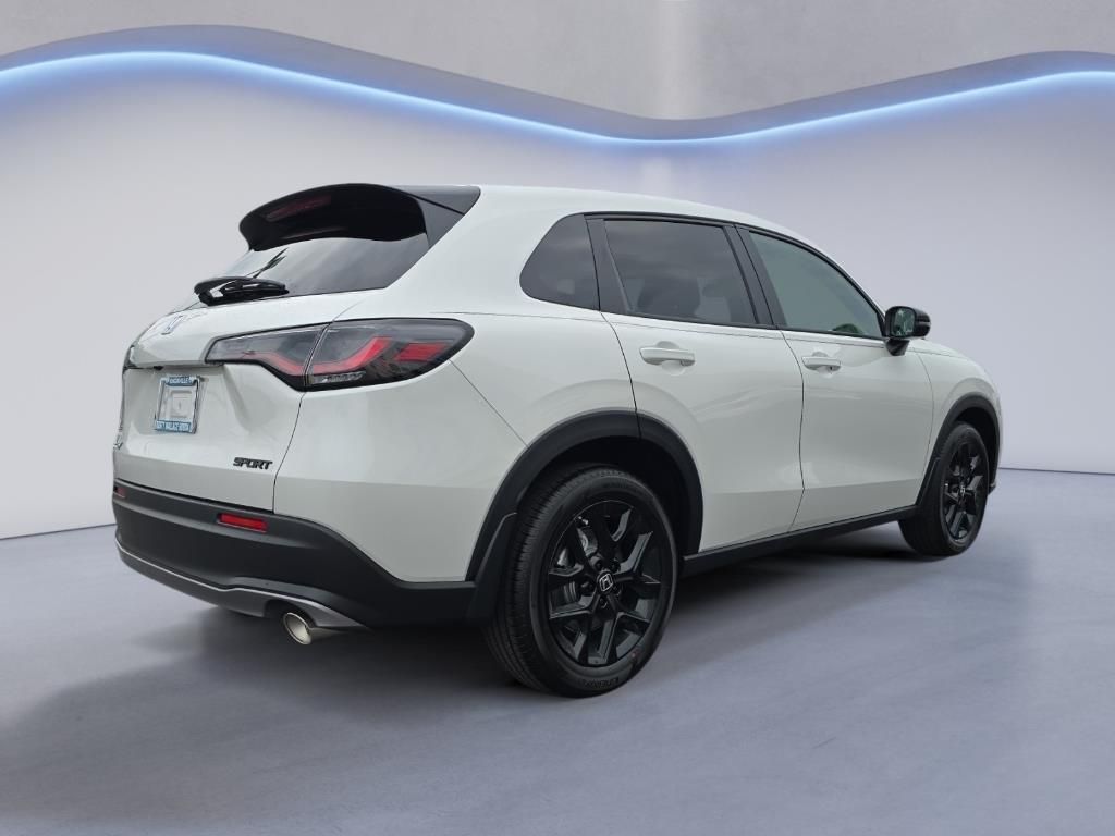 2025 Honda HR-V Sport photo 4