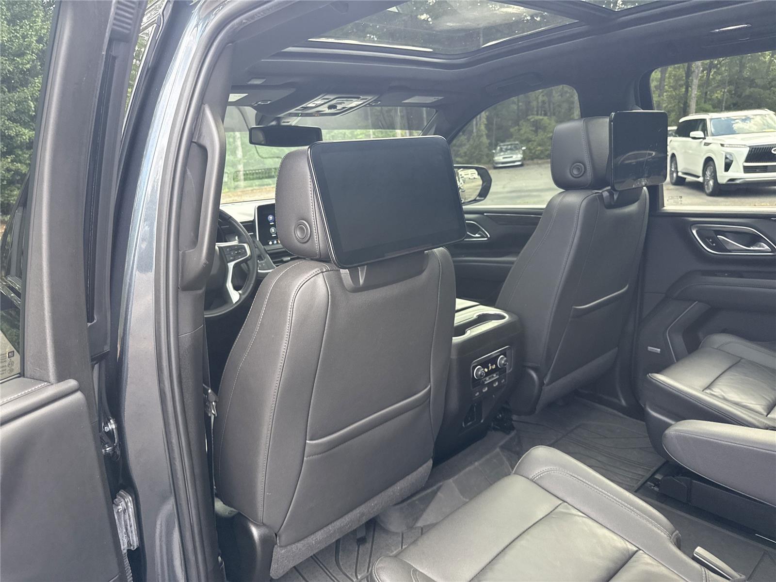 2021 Chevrolet Suburban 1500 LT photo 26