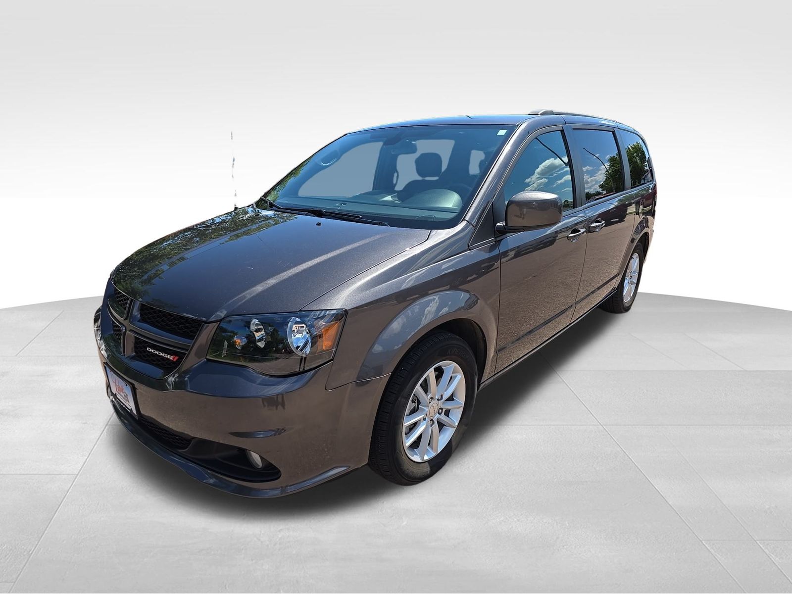 Used 2019 Dodge Grand Caravan GT with VIN 2C4RDGEG6KR671384 for sale in Luverne, Minnesota