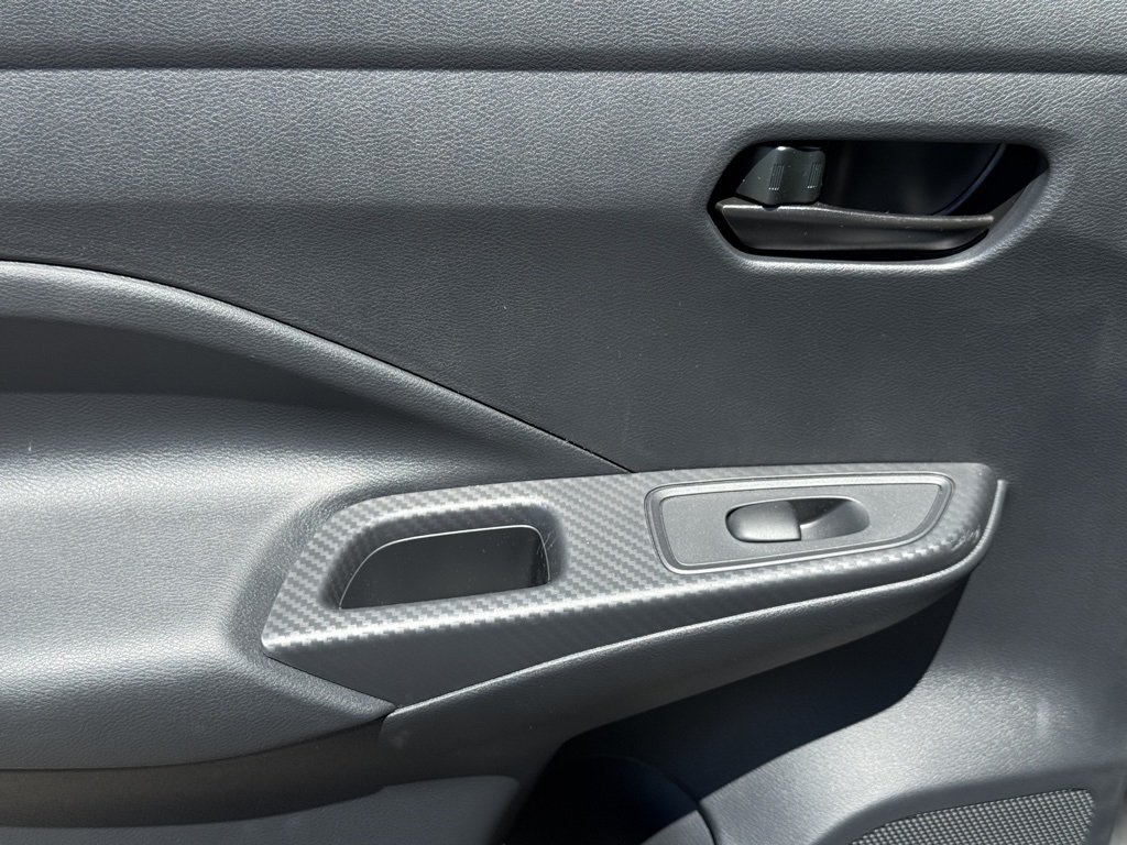 2025 Nissan Versa S photo 23
