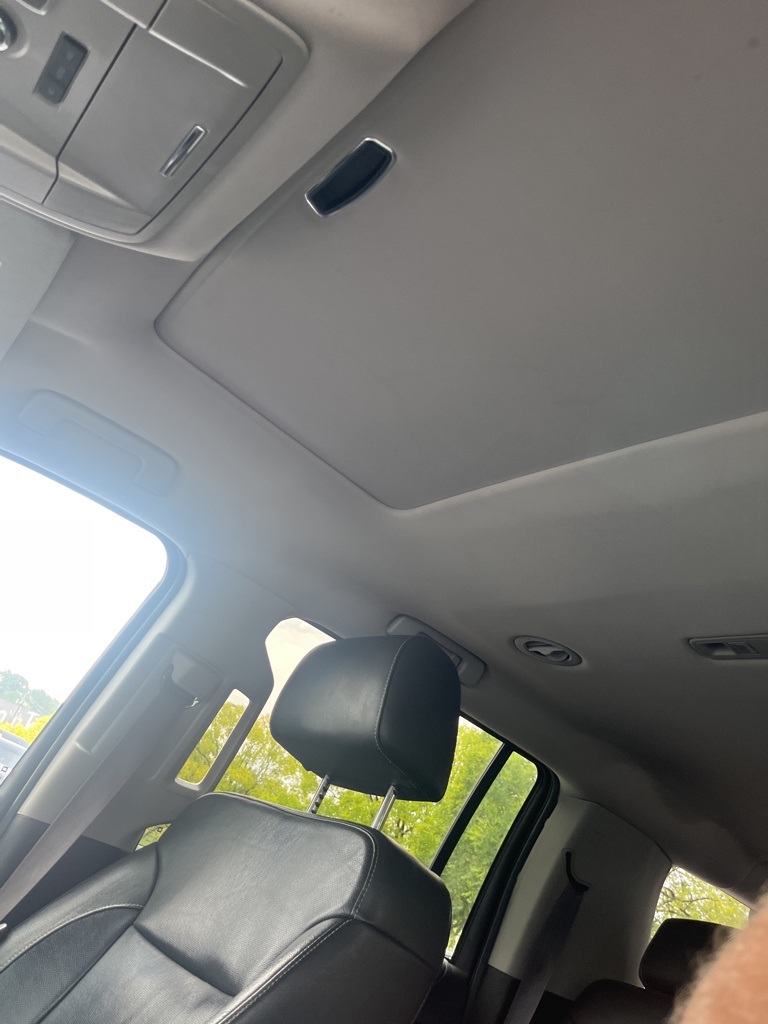 2017 Chevrolet Suburban Premier photo 5