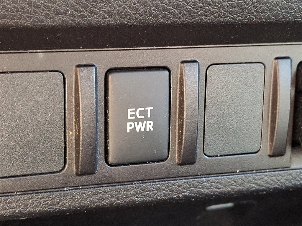 2021 Toyota Tacoma TRD Sport photo 23