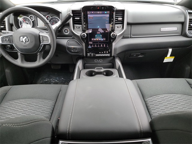 2025 Ram 2500 Big Horn photo 16