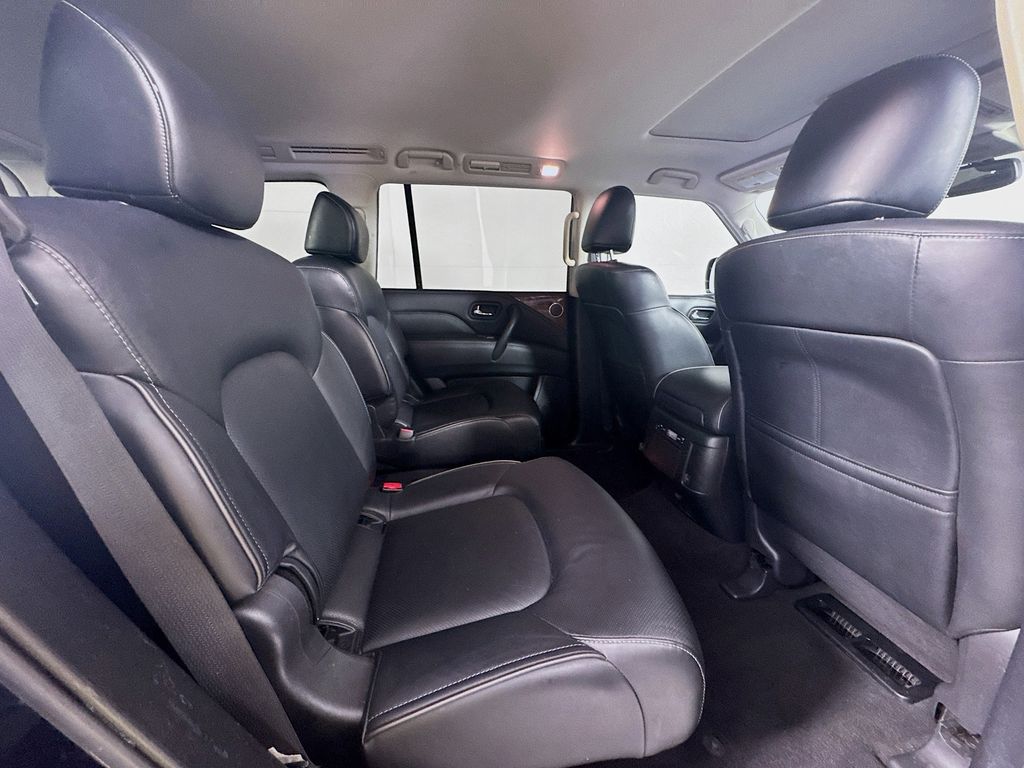 2019 Infiniti QX80 Luxe photo 33