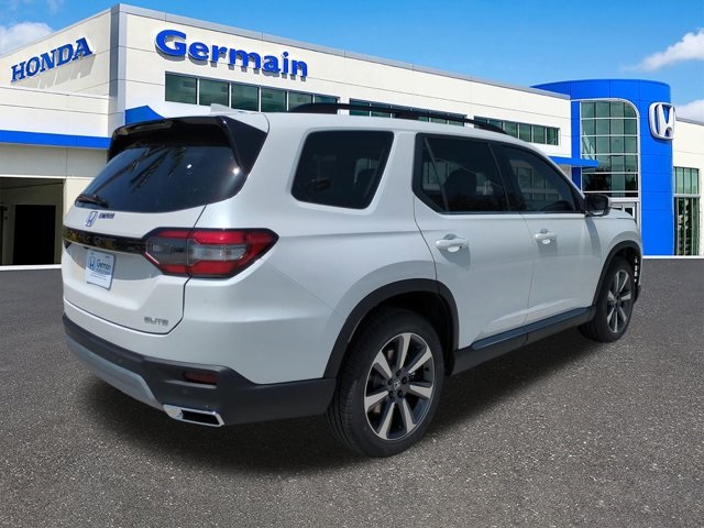 2025 Honda Pilot Elite photo 2