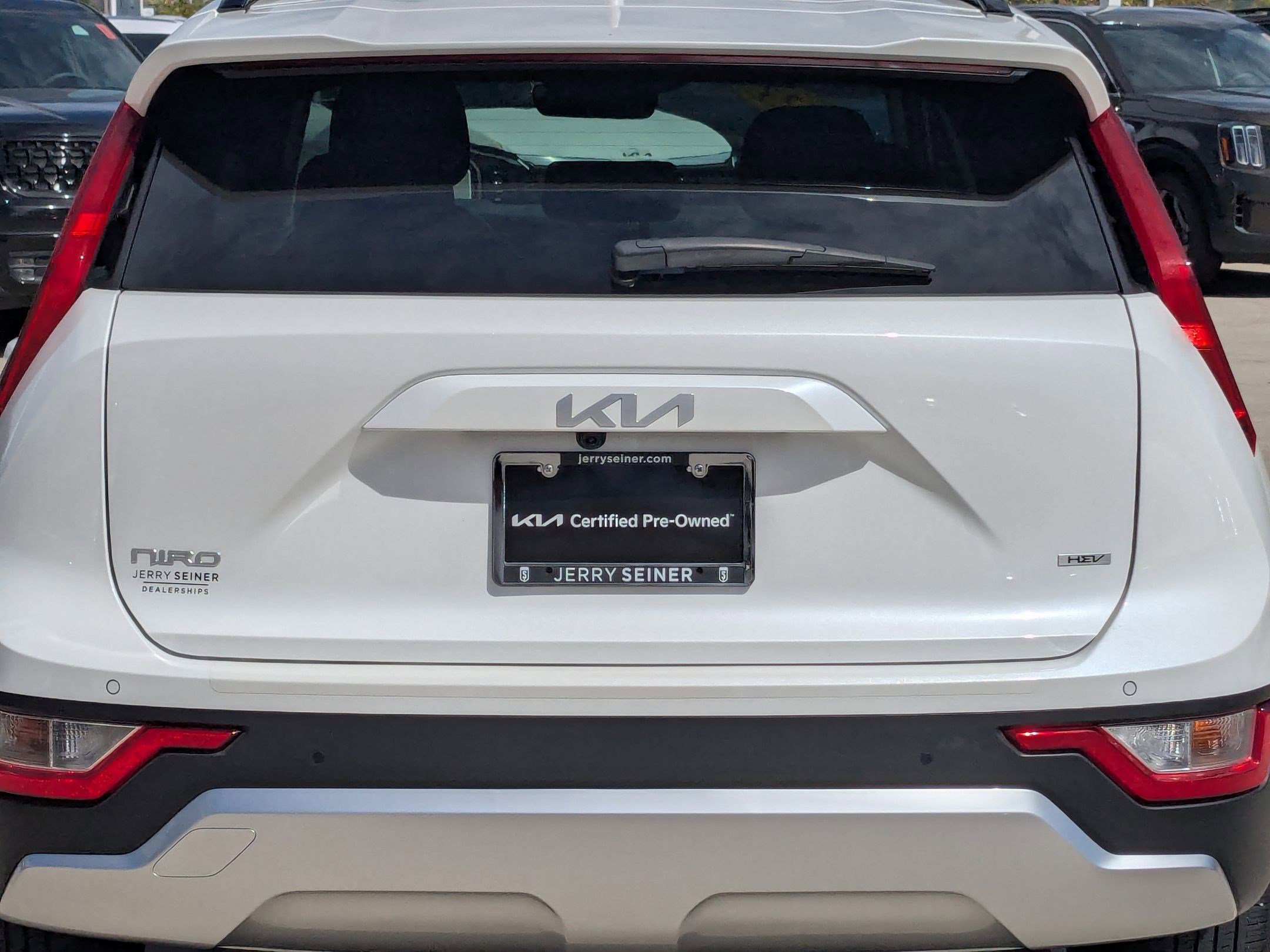 2023 Kia Niro EX photo 9