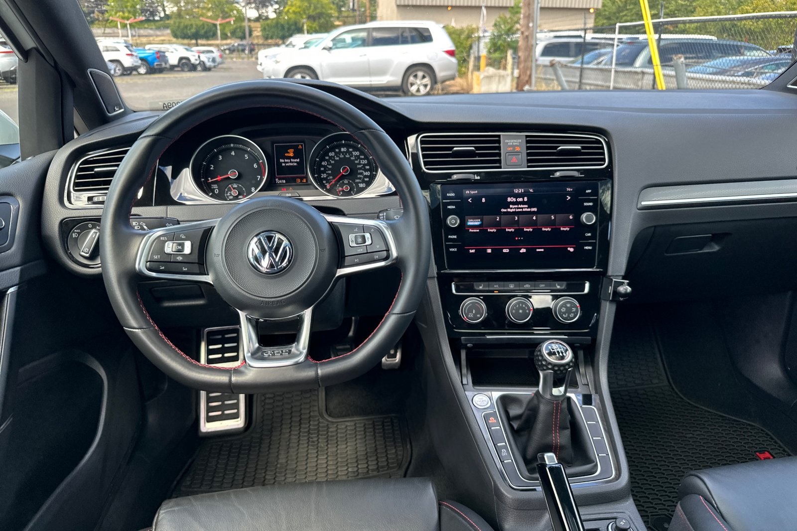 2019 Volkswagen Golf GTI SE photo 14
