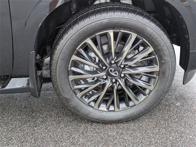 2026 Infiniti QX80 photo 8