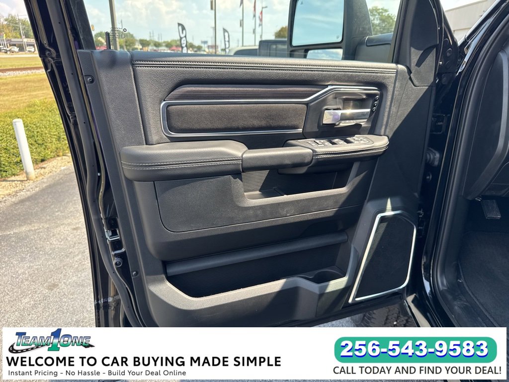 2026 Ram 2500 Laramie photo 16
