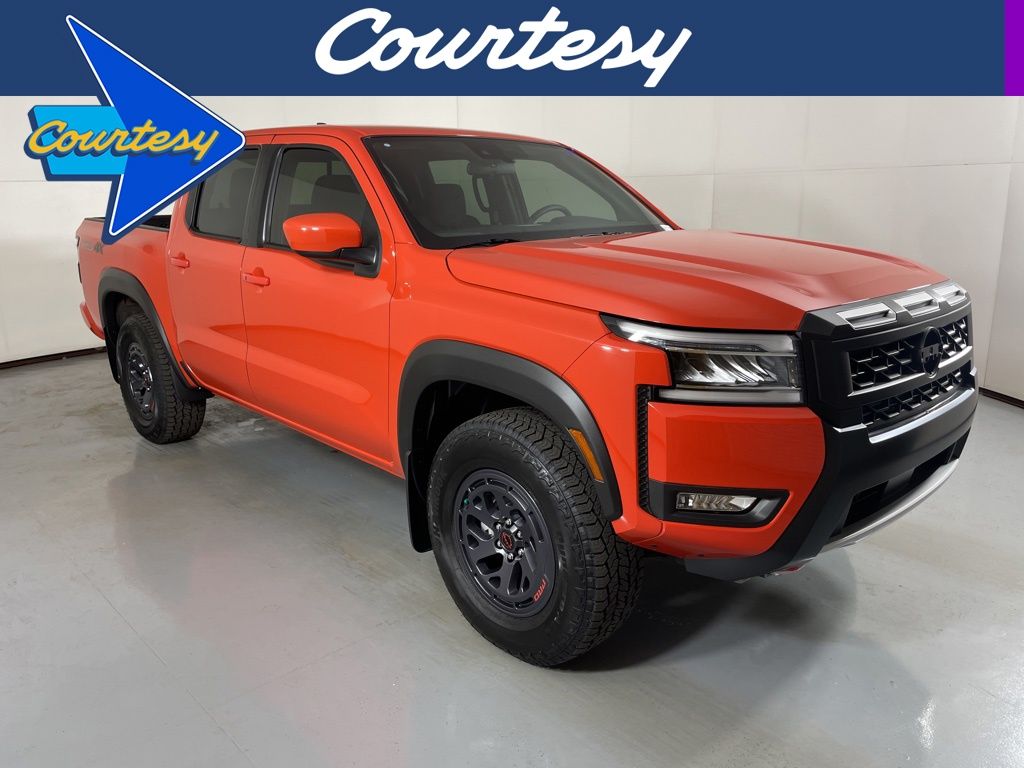 2025 Nissan Frontier PRO-4X's photo