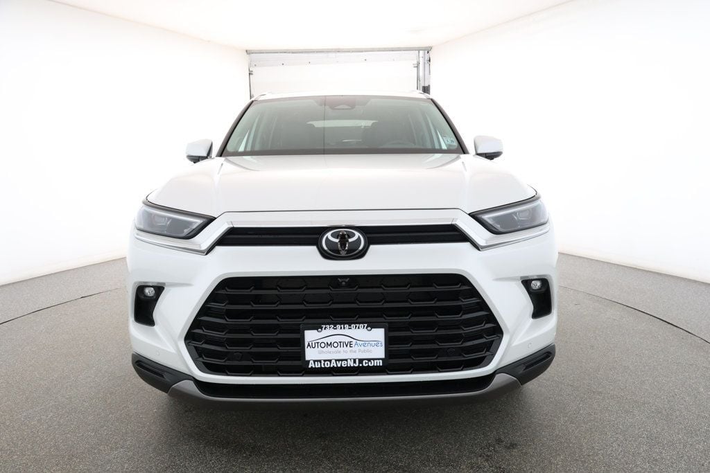 Used 2024 Toyota Grand Highlander - 8ba60f6d000d2e6eee1e9bb2bb9997a8