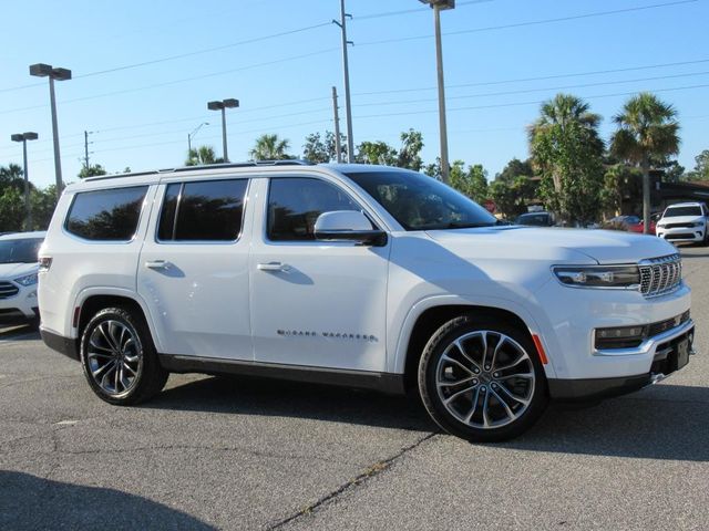 2022 Jeep Grand Wagoneer III photo 2