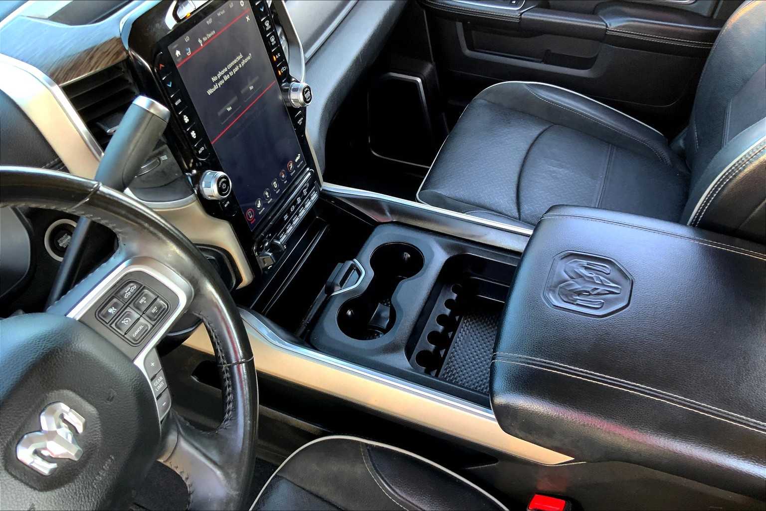 2021 Ram 2500 Laramie photo 15