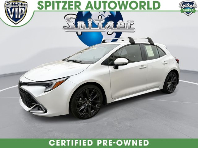 2023 Toyota Corolla Hatchback XSE's photo