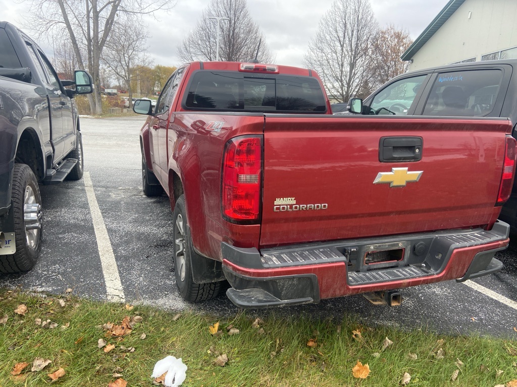 2016 Chevrolet Colorado Z71 photo 3