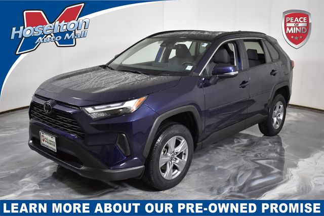 2023 Toyota RAV4 XLE's photo
