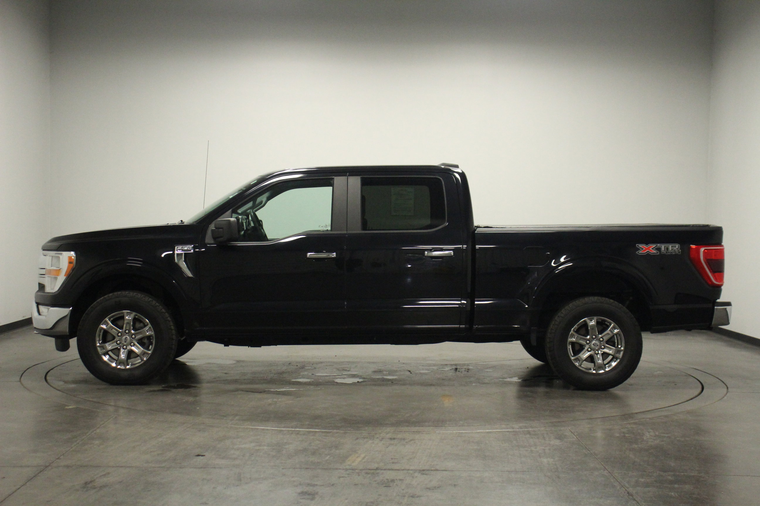2021 Ford F-150 XLT photo 6