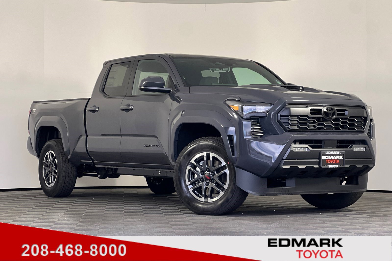 2026 Toyota Tacoma TRD Sport's photo