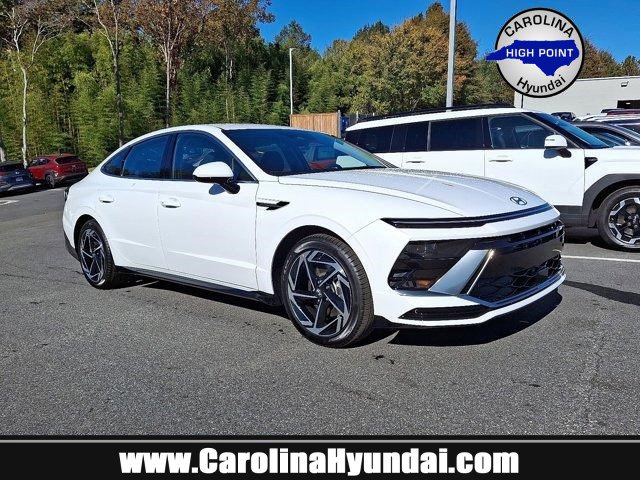 2026 Hyundai Sonata SEL's photo