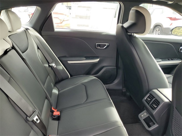 2025 Kia K4 GT-Line Turbo photo 28