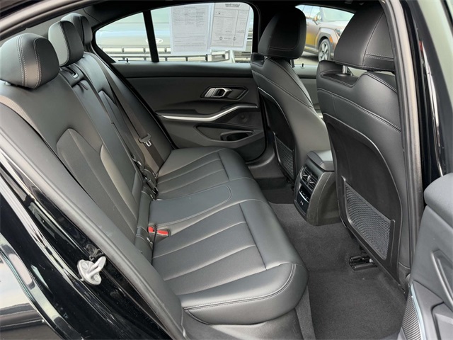 2023 Bmw 330e photo 17