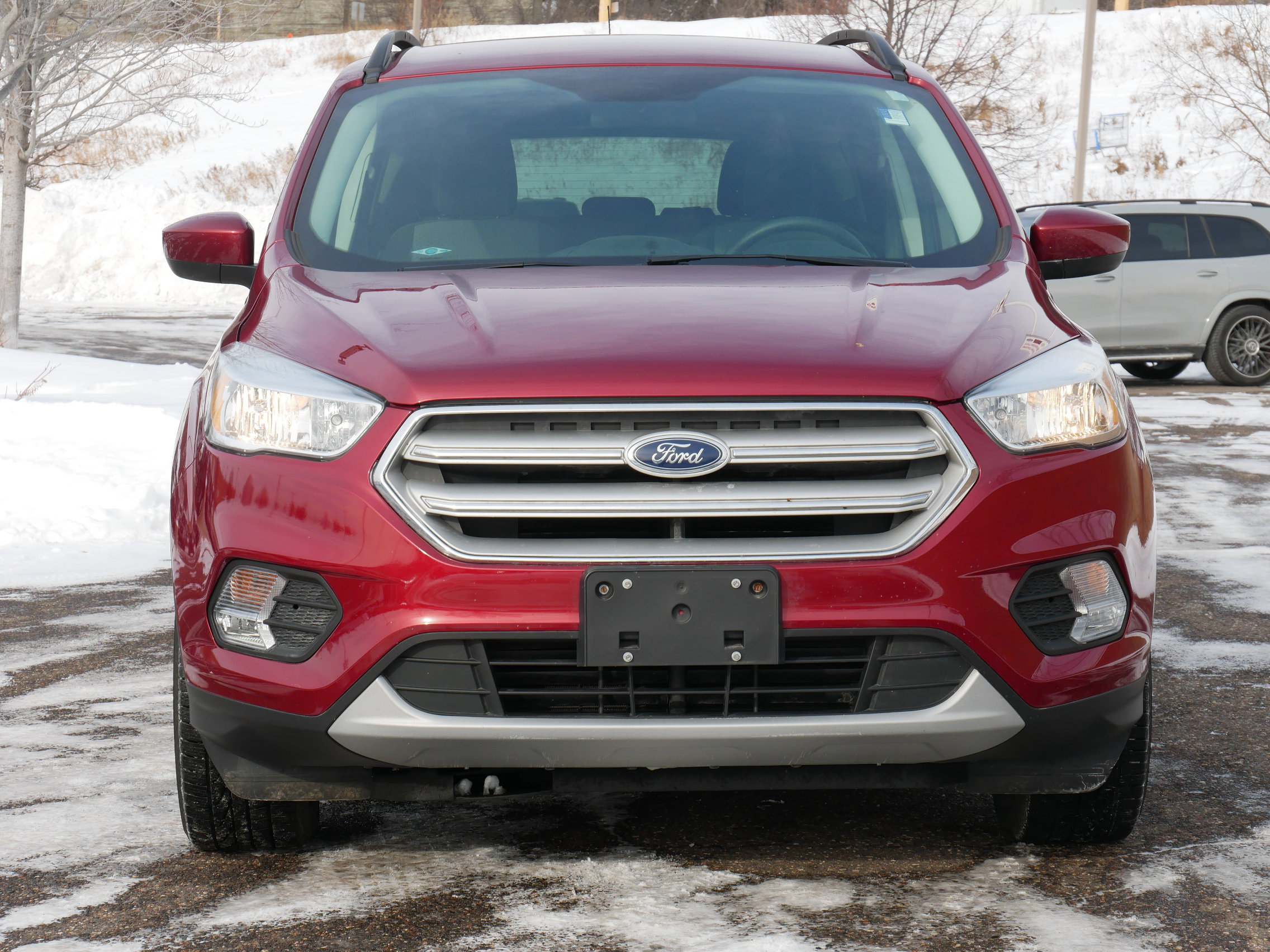 Used 2018 Ford Escape SE with VIN 1FMCU9GD1JUB13363 for sale in Eden Prairie, Minnesota