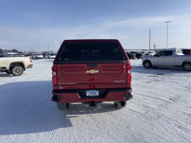 2022 Chevrolet Silverado 3500HD High Country photo 3
