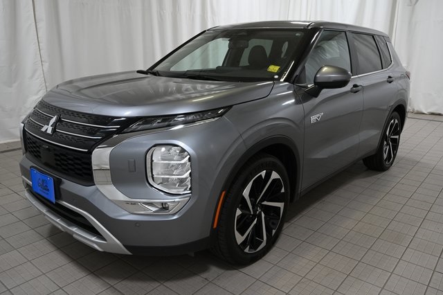 2023 Mitsubishi Outlander PHEV SE photo 16