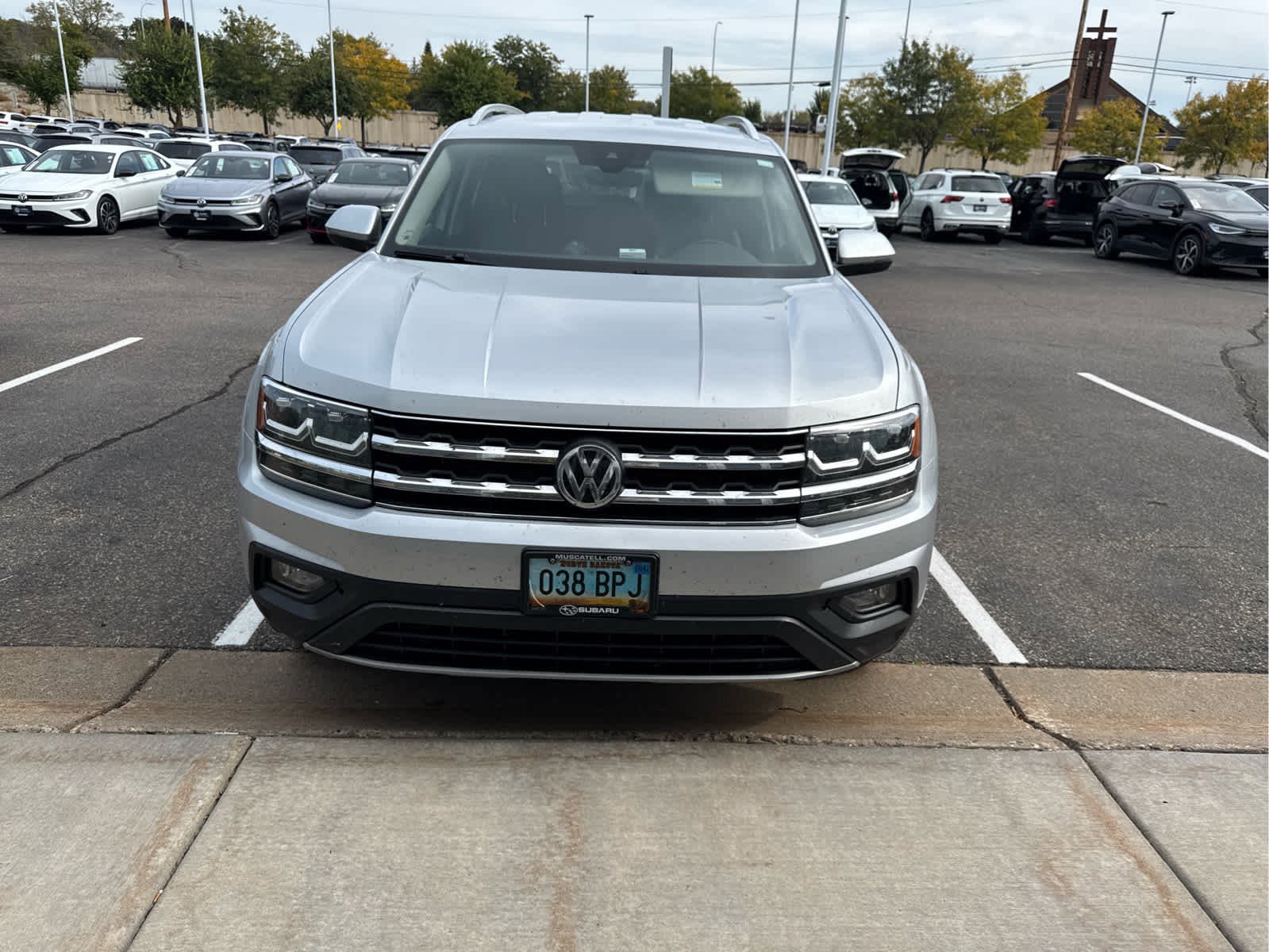 Used 2019 Volkswagen Atlas SE w/Tech with VIN 1V2UR2CA3KC578259 for sale in St. Louis Park, MN