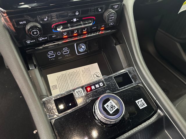 2025 Jeep Grand Cherokee Laredo X photo 16