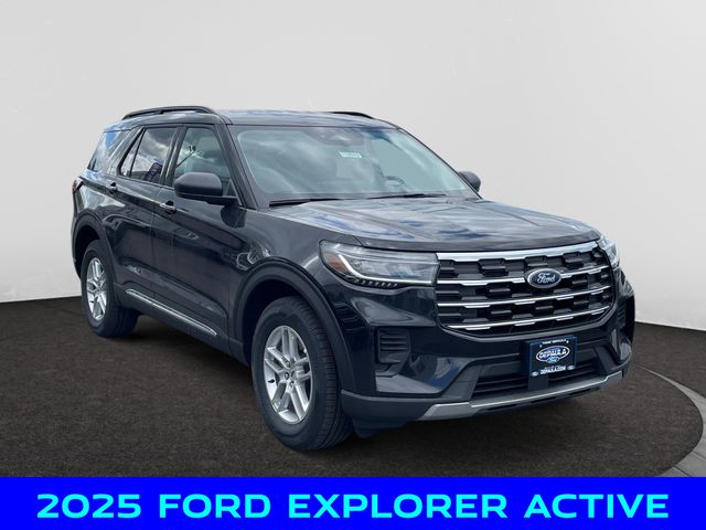 2025 Ford Explorer photo 7
