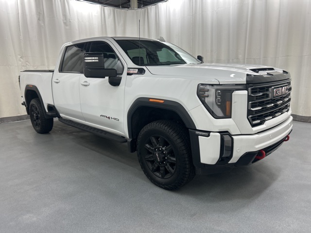 2024 GMC Sierra 2500HD AT4's photo