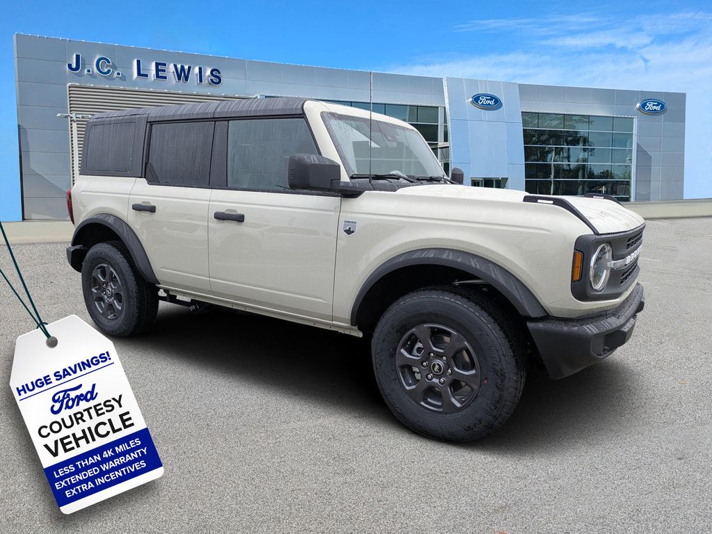 2025 Ford Bronco 4-Door Big Bend's photo