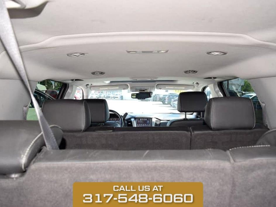 2020 Chevrolet Suburban LT photo 25