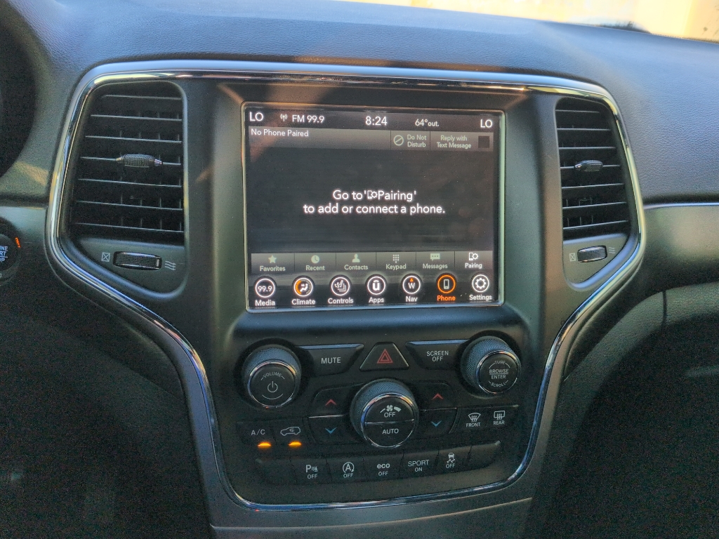 2018 Jeep Grand Cherokee Laredo photo 8