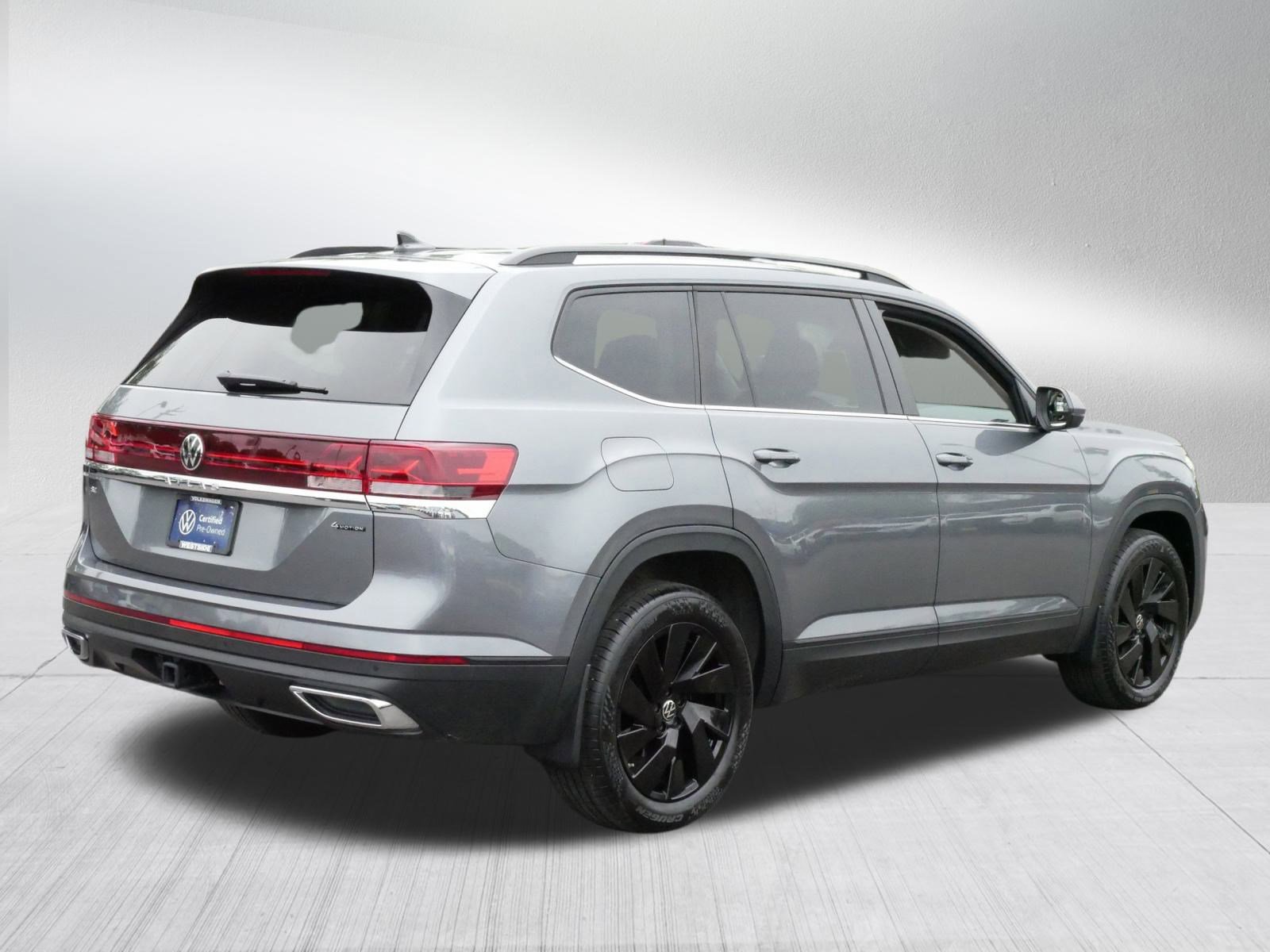2024 Volkswagen Atlas SE Technology photo 7