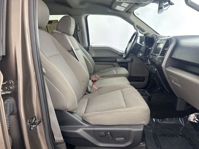 2020 Ford F-150 XLT photo 20