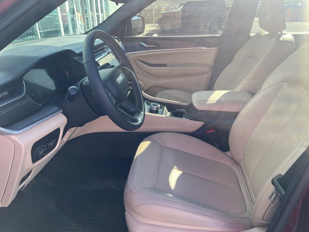 2023 Jeep Grand Cherokee Limited photo 28