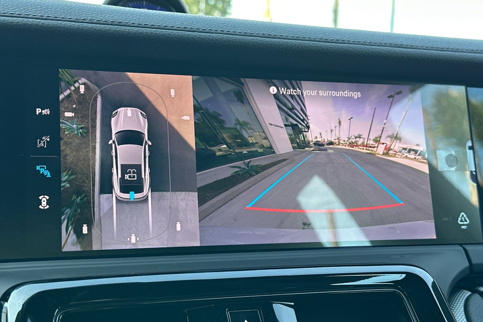 2026 Porsche Panamera 4 E-Hybrid photo 22