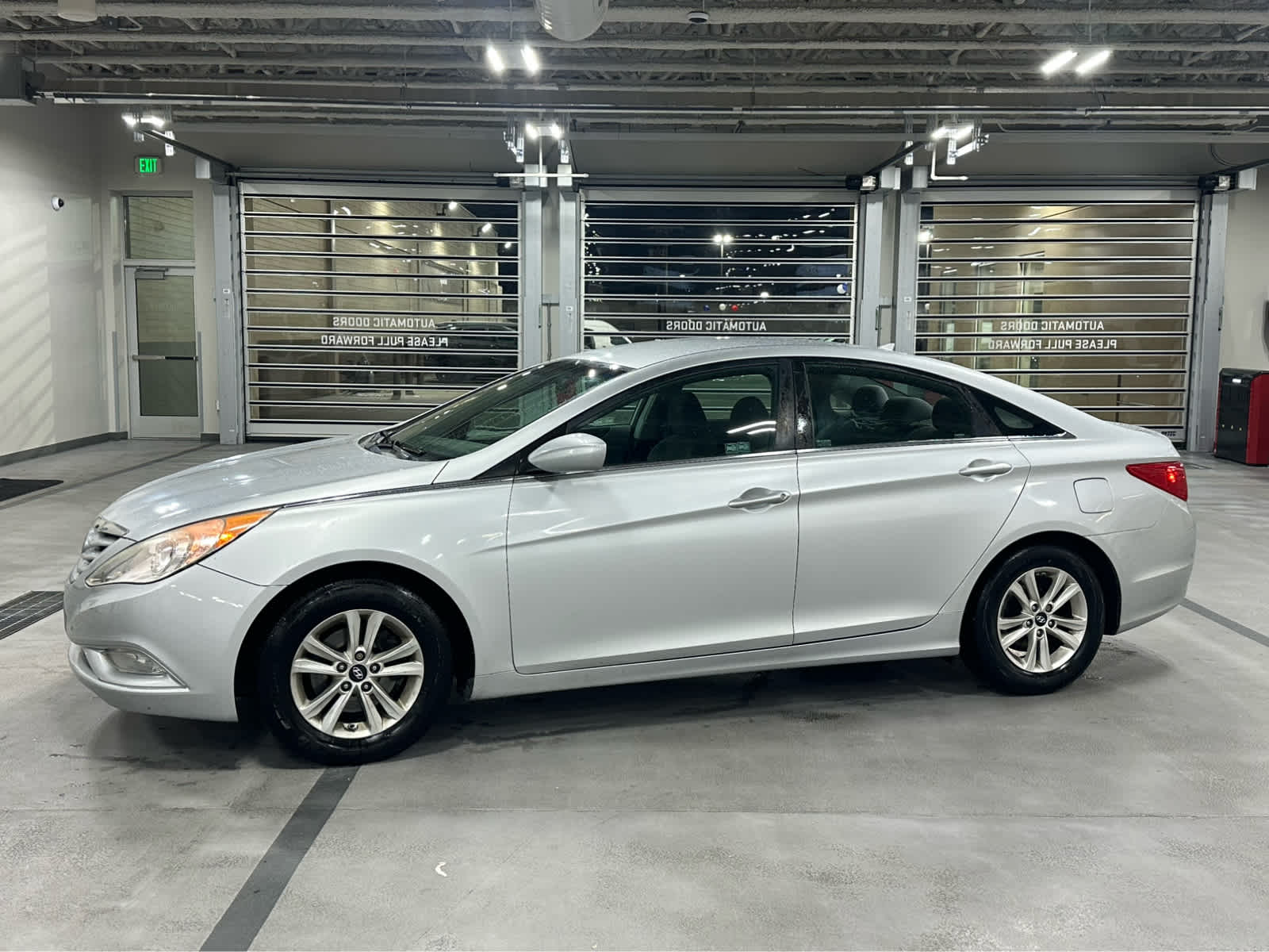 2013 Hyundai Sonata GLS's photo