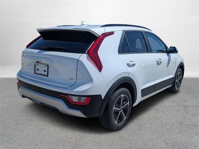 2025 Kia Niro EX photo 3