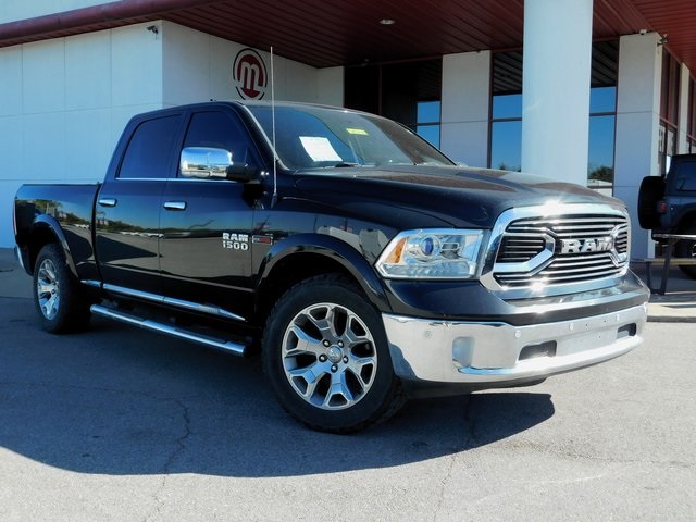 Used 2016 RAM Ram 1500 Pickup Laramie Limited with VIN 1C6RR7WM3GS421197 for sale in Crittenden, KY