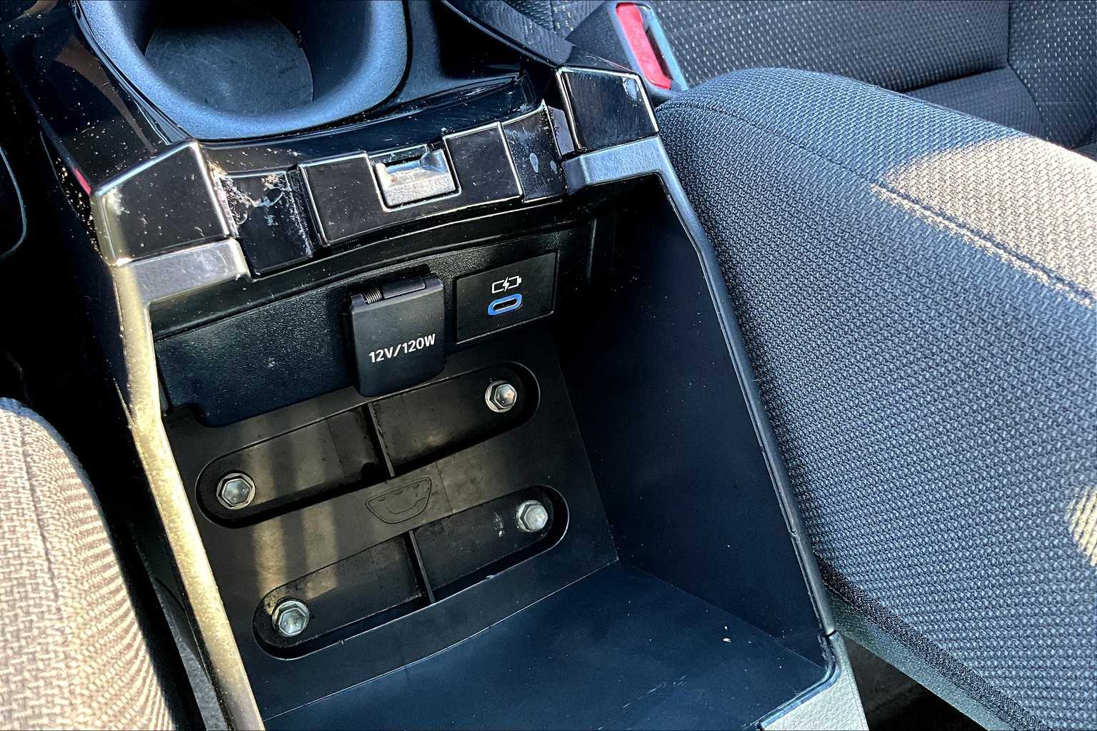 2022 Toyota Corolla SE photo 33