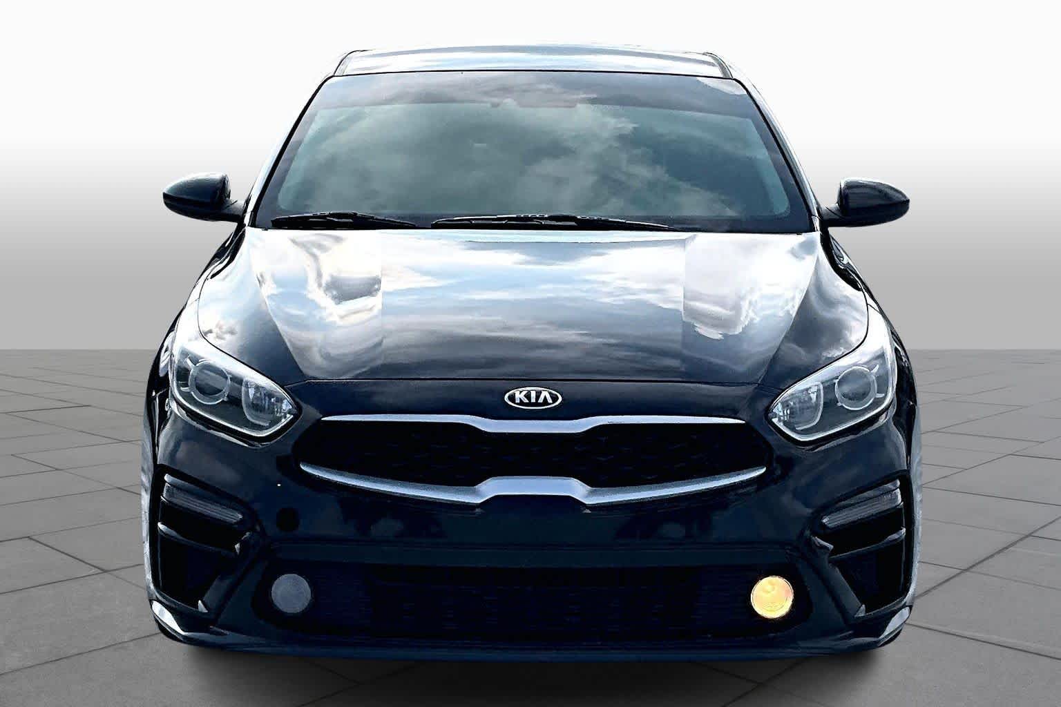2019 Kia Forte LXS photo 3