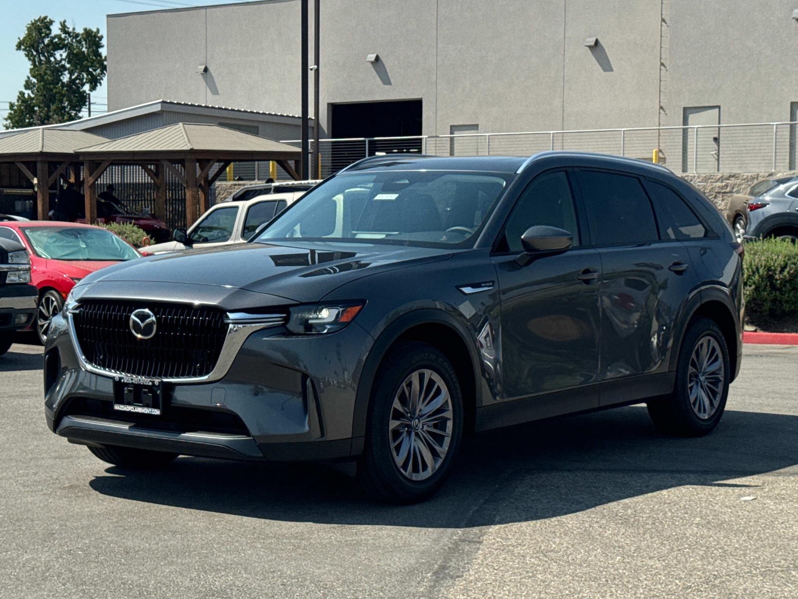 2025 Mazda CX-90 3.3 Turbo Preferred photo 2