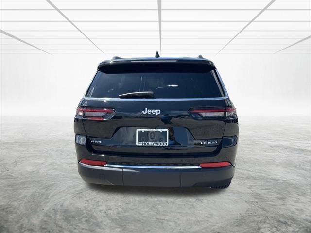 2025 Jeep Grand Cherokee Laredo photo 4