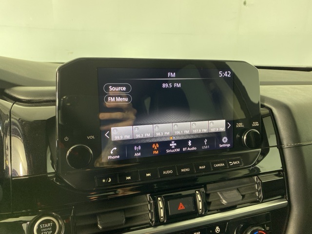 2023 Nissan Pathfinder SL photo 29