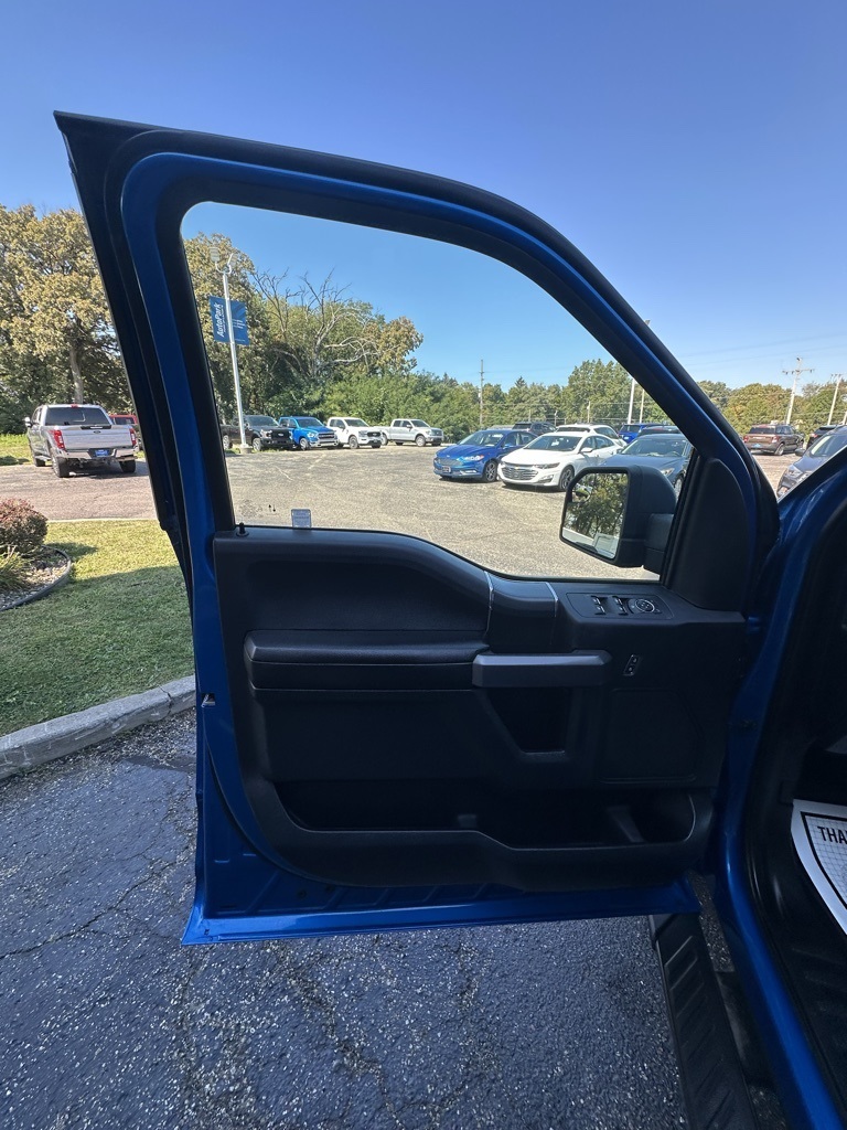 2019 Ford F-150 XLT photo 8