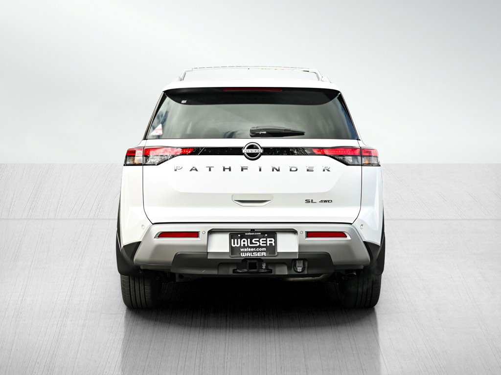 2025 Nissan Pathfinder SL photo 4