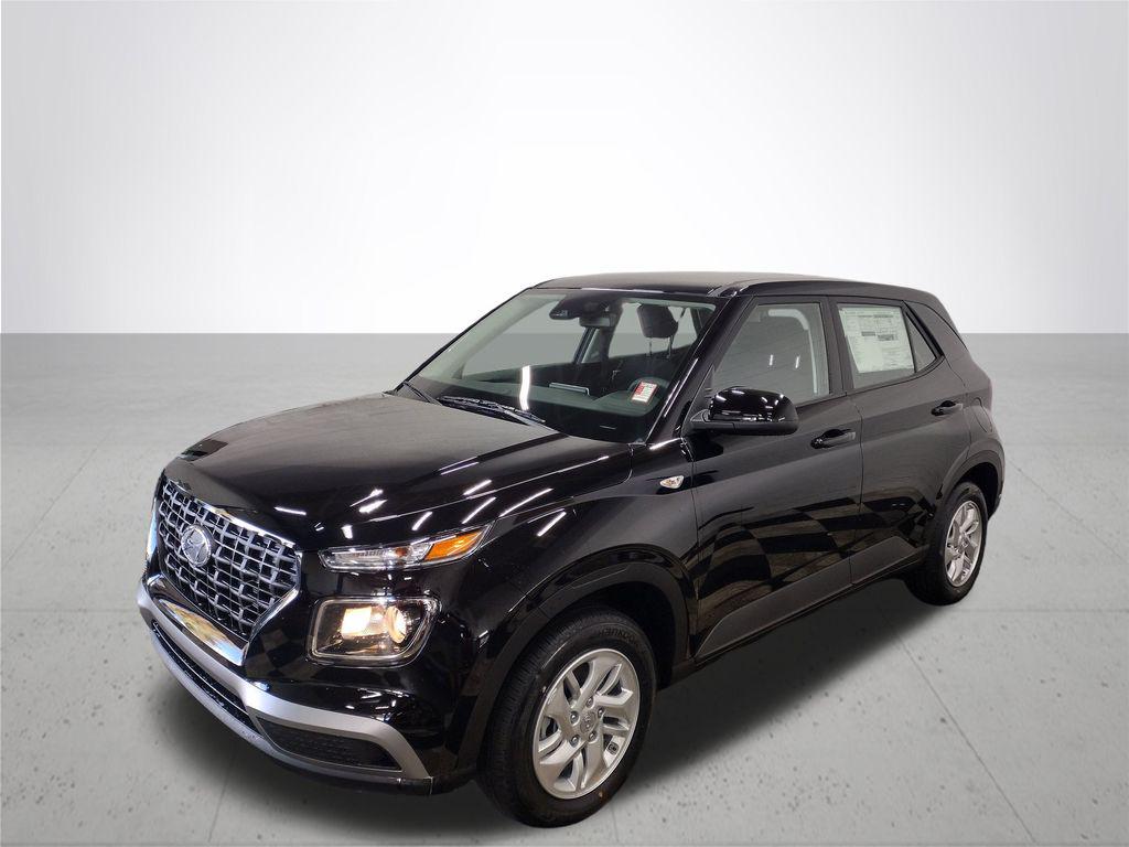 2026 Hyundai Venue SE photo 2